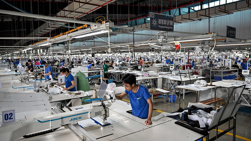 Trump Strikes Trade Deal with Vietnam: Tariffs & Market Access Explained 🛍️🇺🇸