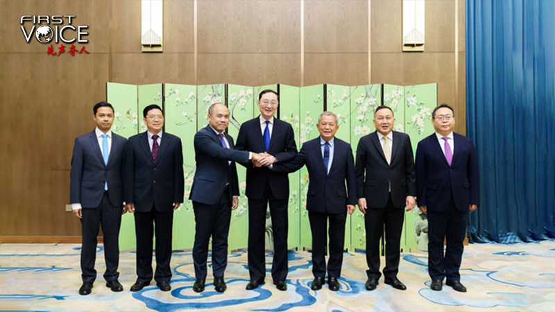 U.S. & China Team Up for Cambodia-Thailand Ceasefire 🌍✌️