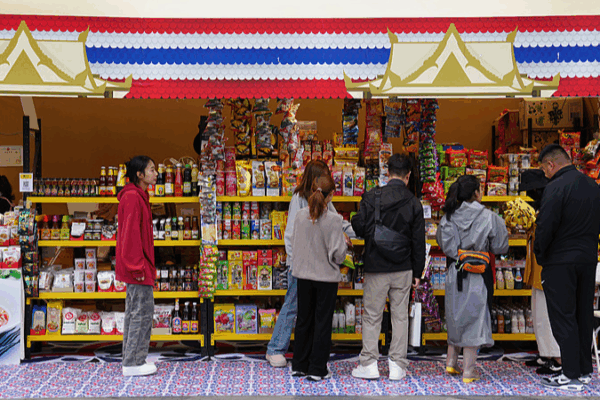 China & Thailand: 50 Years of Friendship & Prosperity ๐โจ China & Thailand: 50 Years of Friendship & Prosperity ๐โจ