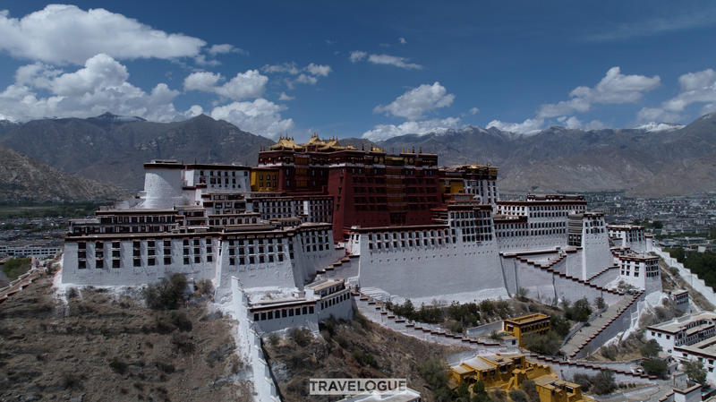 N0YFEK0XME8G2RNQI6HP - 🌍NewspaperAmigo – Your Global News Buddy 🗞️ Potala Palace: A 1,300-Year-Old Sanctuary in the Sky 🏔️✨