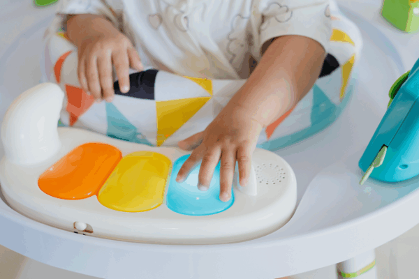 China Launches Nationwide Childcare Subsidies to Boost Birth Rates 👶💵 China Launches Nationwide Childcare Subsidies to Boost Birth Rates 👶💵