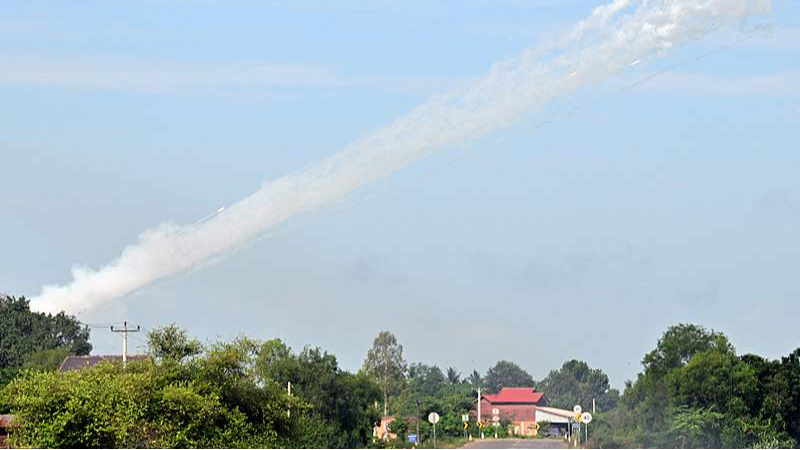 Cambodia Grounds Flights Over Thai Border Clashes ✈️🚨 Cambodia Grounds Flights Over Thai Border Clashes ✈️🚨