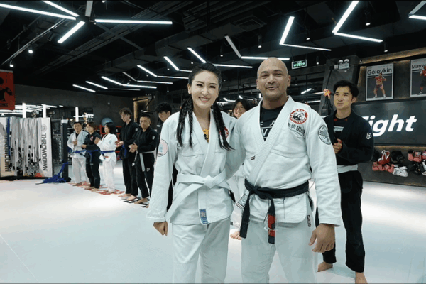 From Kung Fu to Jiu-Jitsu: Beijing’s Cultural Mat Mashup 🥋✨ From Kung Fu to Jiu-Jitsu: Beijing's Cultural Mat Mashup 🥋✨ video poster
