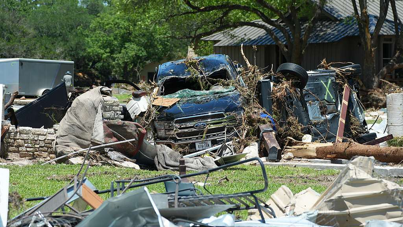 NMPM354BD4TH8BJM0V77 - 🌍NewspaperAmigo – Your Global News Buddy 🗞️ Texas Floods: Death Toll Hits 109, Over 160 Missing 🌧️💔