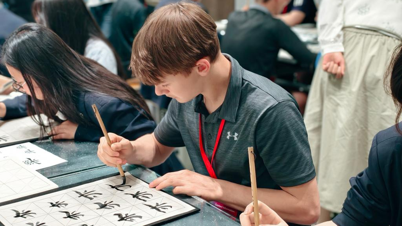 OOV5XXISEW7VWO88MZ0F - 🌍NewspaperAmigo – Your Global News Buddy 🗞️ China & Europe: Bridging Civilizations Through Time 🌏✨