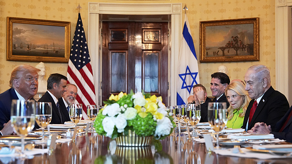 Netanyahu & Trump Meet Amid Gaza Ceasefire Hopes 🕊️🇮🇱🇺🇸 Netanyahu & Trump Meet Amid Gaza Ceasefire Hopes 🕊️🇮🇱🇺🇸