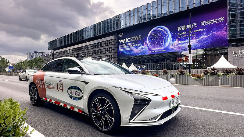 Shanghai Accelerates Self-Driving Future with New Licenses 🚗💨 Shanghai Accelerates Self-Driving Future with New Licenses 🚗💨