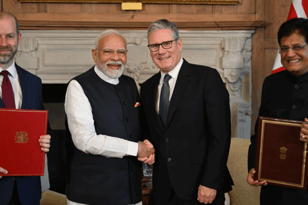 UK & India Ink Major Trade Deal: Whisky, Jobs & More ๐๐ผ UK & India Ink Major Trade Deal: Whisky, Jobs & More ๐๐ผ