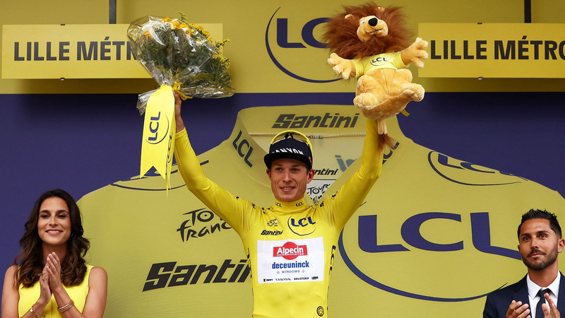 Jasper Philipsen Claims Tour de France Stage 1 Victory 🚴💨