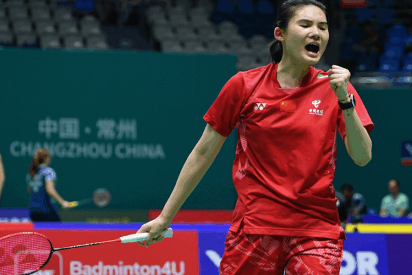 Han Yue’s Epic Comeback Lights Up BWF China Open 🏸🔥 Han Yue's Epic Comeback Lights Up BWF China Open 🏸🔥