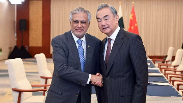China & Pakistan Strengthen Ties with New Economic & Security Plans 🌏🤝 China & Pakistan Strengthen Ties with New Economic & Security Plans 🌏🤝