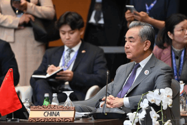 China Pushes for Asia-Pacific Unity at ASEAN Forum ๐โ๏ธ China Pushes for Asia-Pacific Unity at ASEAN Forum ๐โ๏ธ