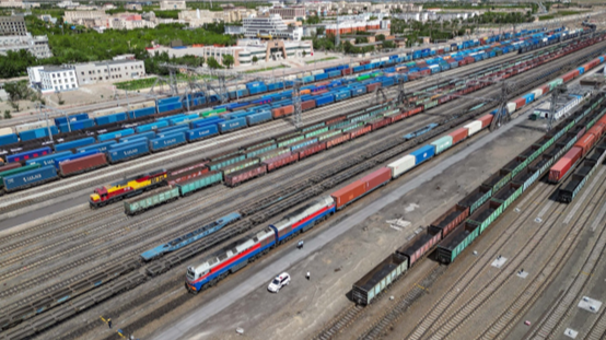 π China & EU: Partners in Progress Despite Challenges π China & EU: Partners in Progress Despite Challenges