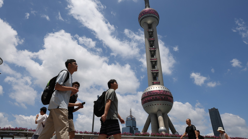 China’s Heatwave Crisis: Cities Innovate to Beat the Scorching Summer 🌞🏙️ China’s Heatwave Crisis: Cities Innovate to Beat the Scorching Summer 🌞🏙️