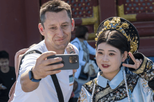 Beijing’s Tourism Boom: Visa-Free Policy Sparks Global Travel Rush 🌍✈️ Beijing's Tourism Boom: Visa-Free Policy Sparks Global Travel Rush 🌍✈️