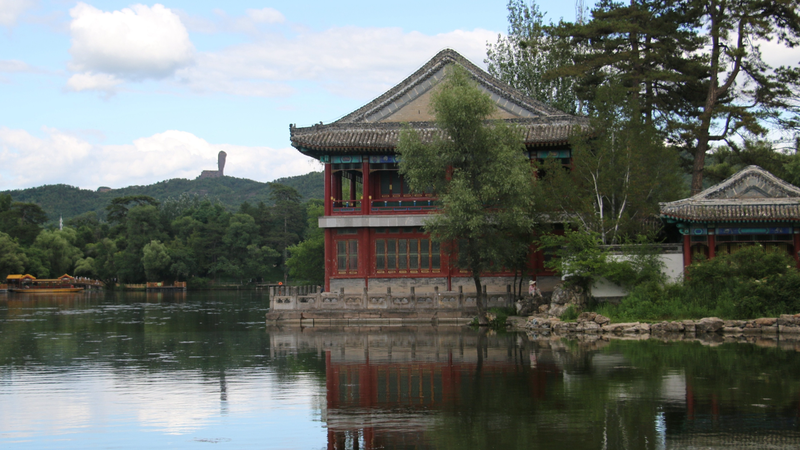 Step into History: Chengde Mountain Resort Blends Imperial Grandeur with Nature 🌿🏯