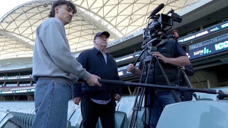 🎥 Aussie Filmmakers Eye China as US Tariffs Shake Global Cinema 🌏 🎥 Aussie Filmmakers Eye China as US Tariffs Shake Global Cinema 🌏 video poster