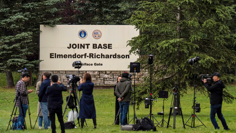 Putin & Trump Clash in Alaska: Summit Sparks Global Tensions 🌍❄️