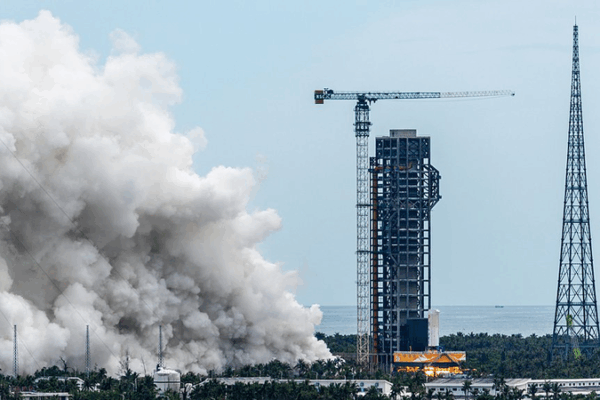 Chinaβs Moon Mission Blasts Off with Historic Rocket Test ππ Chinaβs Moon Mission Blasts Off with Historic Rocket Test ππ
