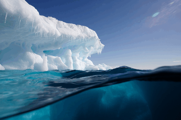 Antarctic Ice Melt: A Climate Tipping Point? 🌍❄️ Antarctic Ice Melt: A Climate Tipping Point? 🌍❄️