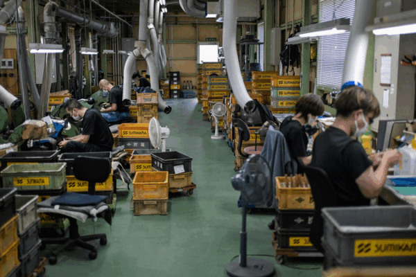 Global Labor Shortages Threaten Economic Growth 🌍💼 Global Labor Shortages Threaten Economic Growth 🌍💼