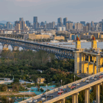 336EBFQPTOEZ9VIG021G - 🌍NewspaperAmigo – Your Global News Buddy 🗞️ Live Look: Nanjing's Iconic Yangtze River Bridge 🌉🇨🇳 video poster