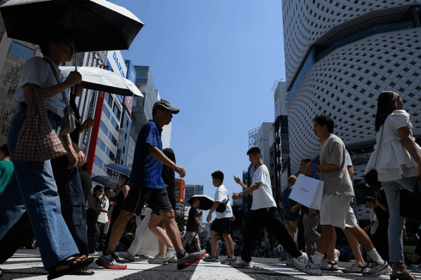 Tokyo Sizzles: 10-Day Heatwave Breaks 150-Year Record 🌡️🔥 Tokyo Sizzles: 10-Day Heatwave Breaks 150-Year Record 🌡️🔥