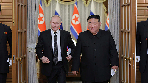 Putin & Kim Jong Un Discuss Bilateral Ties Ahead of US-Russia Summit 📞🌍 Putin & Kim Jong Un Discuss Bilateral Ties Ahead of US-Russia Summit 📞🌍