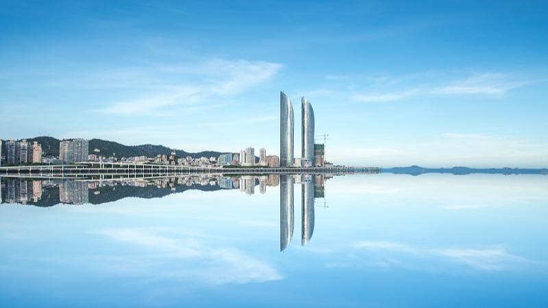 51BDJWVT54G3EYEMN3X3 - 🌍NewspaperAmigo – Your Global News Buddy 🗞️ China's SEZs Turn 45: From Fishing Villages to Global Powerhouses 🌏💼