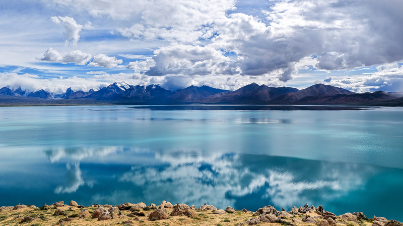 71Y5D8976WMW2S40TMVH - 🌍NewspaperAmigo – Your Global News Buddy 🗞️ 🌊 Discover Lake Pelku: Xizang's Hidden Highland Paradise!