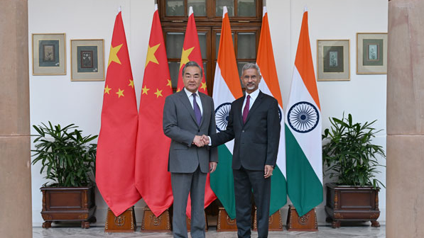 China & India Strengthen Ties Amid Global Shifts πβ¨ China & India Strengthen Ties Amid Global Shifts πβ¨