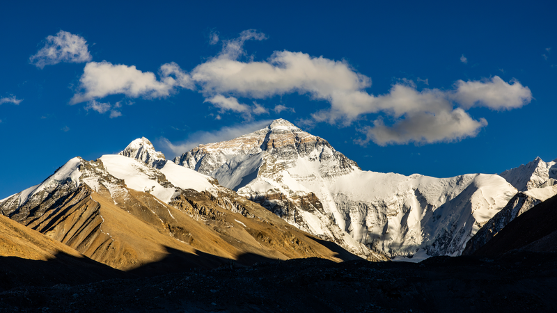 Live: Explore Mount Qomolangma’s Majestic Peaks 🌏❄️ Live: Explore Mount Qomolangma's Majestic Peaks 🌏❄️ video poster
