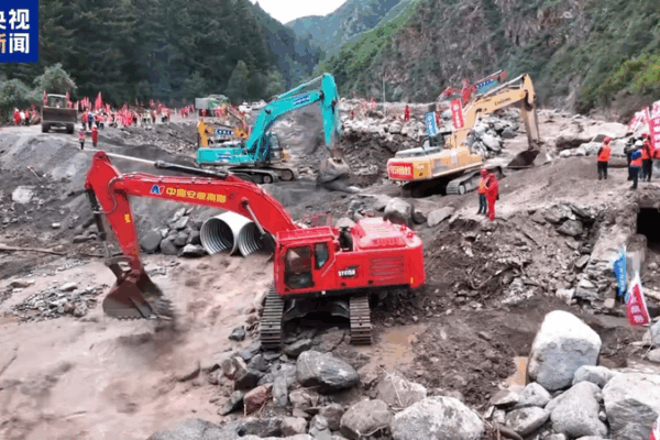 Gansu Mountain Torrents: Roads & Power Restored as Rescue Continues 🌧️🚧 Gansu Mountain Torrents: Roads & Power Restored as Rescue Continues 🌧️🚧