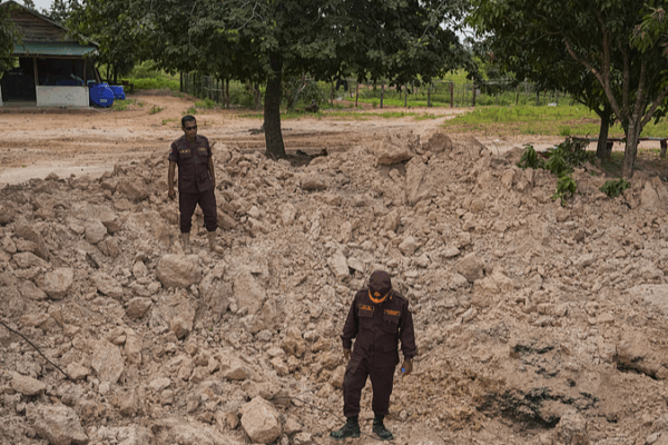 ASEAN Observers Monitor Cambodia-Thailand Border Ceasefire 🌏✌️ ASEAN Observers Monitor Cambodia-Thailand Border Ceasefire 🌏✌️