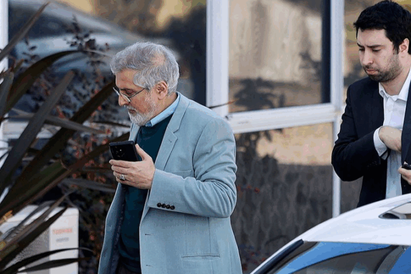 Australia Expels Iranian Envoy Over Alleged Arson Attacks 🔥🇦🇺 Australia Expels Iranian Envoy Over Alleged Arson Attacks 🔥🇦🇺