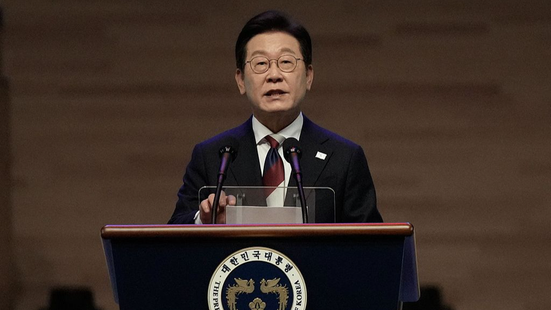 South Korea Shifts Stance: No Plans to Absorb DPRK, President Vows 🌏✌️