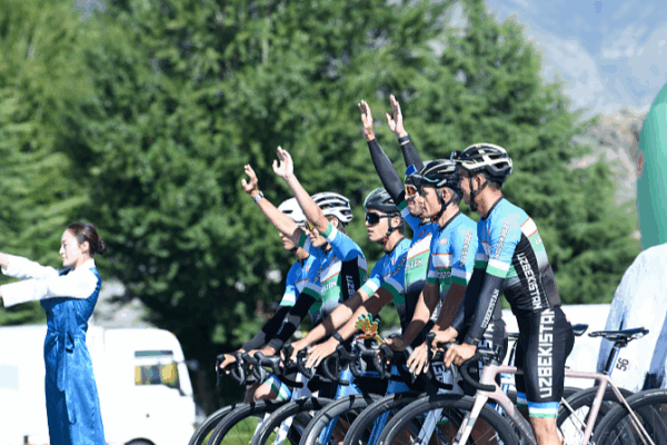 🚴♂️ Cyclists Conquer the Roof of the World in Xizang’s Thrilling Trans-Himalaya Race 🌄 🚴♂️ Cyclists Conquer the Roof of the World in Xizang’s Thrilling Trans-Himalaya Race 🌄 video poster
