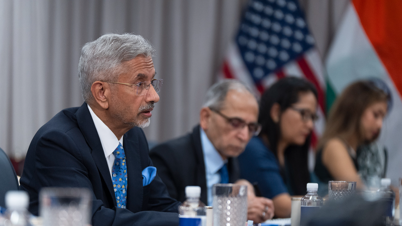 F5D3032ZYXLVATM7NUMD - 🌍NewspaperAmigo – Your Global News Buddy 🗞️ India-US Trade Talks Heat Up as Tariffs Loom 🌍💼