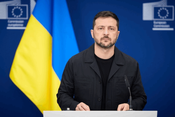 Europe Backs Zelenskyy in High-Stakes Trump Talks ๐โ๏ธ Europe Backs Zelenskyy in High-Stakes Trump Talks ๐โ๏ธ