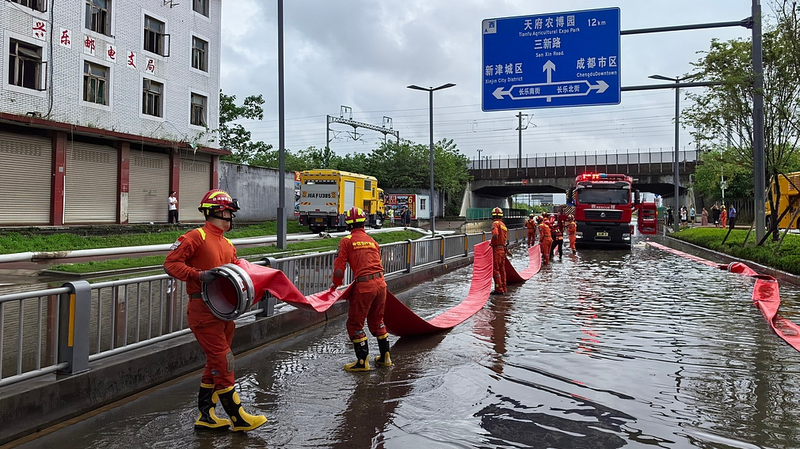 China Activates Flood Response in Key Provinces Amid Heavy Rain Alerts 🌧️🚨