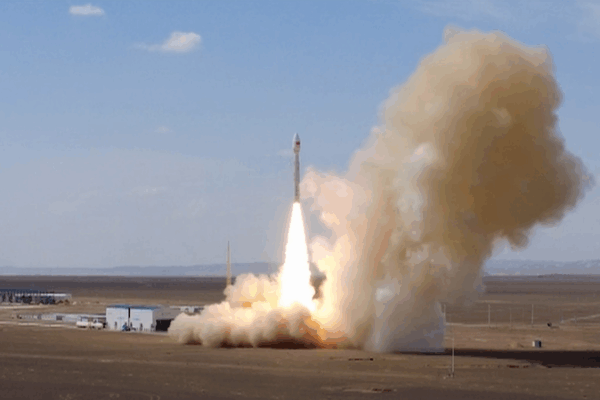 China's Lijian-1 Rocket Soars with 7 Satellites, Including Mexican Tech 🌍🚀