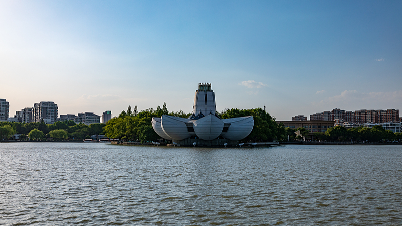 Discover Donghu Lake: Zhejiang’s Hidden Gem of Myth & Nature 🌊🐉 video poster