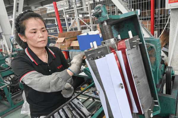 China’s Manufacturing PMI Inches Up in August ๐ญ๐ China's Manufacturing PMI Inches Up in August ๐ญ๐
