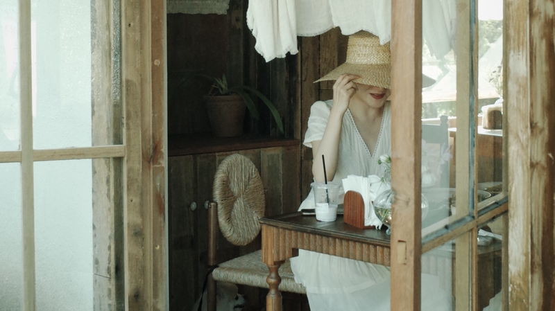 Anji’s Eco-Haven: How One Woman Redefines Green Living 🌿🏡