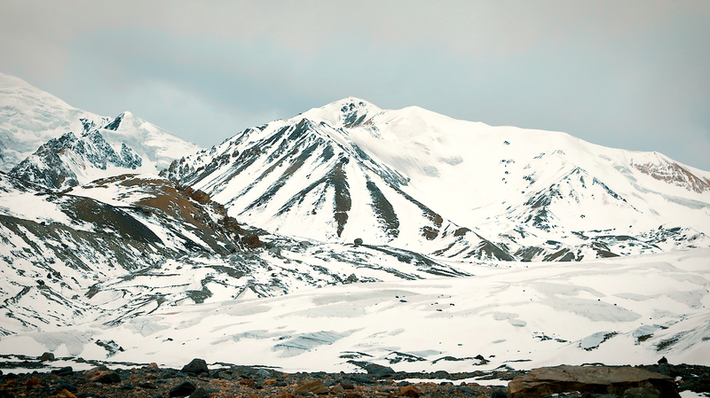 🌏 Sacred Tibetan Mountain’s Glaciers Melt as Climate Crisis Bites 🌏 Sacred Tibetan Mountain’s Glaciers Melt as Climate Crisis Bites