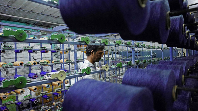 U.S. Slaps 25% Tariffs on India: Trade Tensions Soar ๐บ๐ธ๐ฎ๐ณ U.S. Slaps 25% Tariffs on India: Trade Tensions Soar ๐บ๐ธ๐ฎ๐ณ