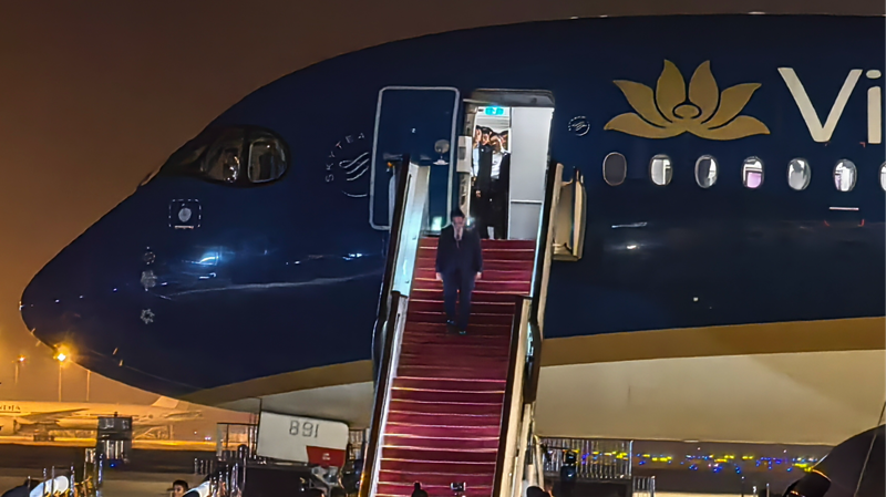 ODPM04FC2ZCXX21ND8J1 - 🌍NewspaperAmigo – Your Global News Buddy 🗞️ Vietnamese PM Lands in Tianjin for SCO Summit 2025 🌏✈️