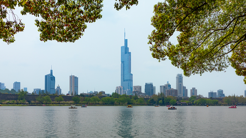 Soaring Over Xuanwu Lake: A Skyview Adventure from Zifeng Tower ๐๐ Soaring Over Xuanwu Lake: A Skyview Adventure from Zifeng Tower ๐๐ video poster