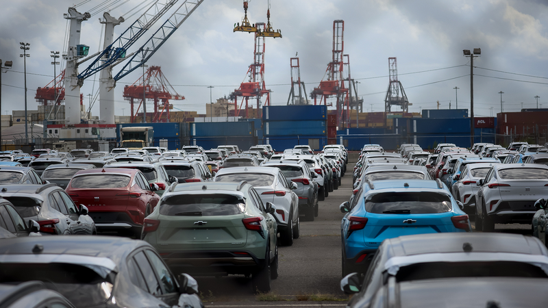 Q26X2E7IM0GMA5EGA42A - 🌍NewspaperAmigo – Your Global News Buddy 🗞️ US Tariffs Fuel Inflation Concerns: What's Next? 💸🇺🇸