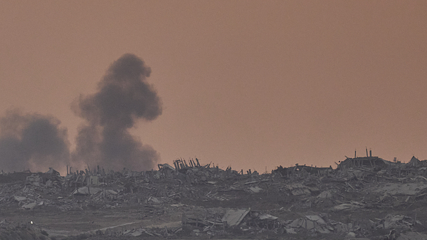 Israeli Strike Kills Al Jazeera Journalists in Gaza; Hamas Ties Alleged 🌍💥 Israeli Strike Kills Al Jazeera Journalists in Gaza; Hamas Ties Alleged 🌍💥